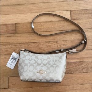 Coach Signature Champagne Gold Crossbody Purse Bag